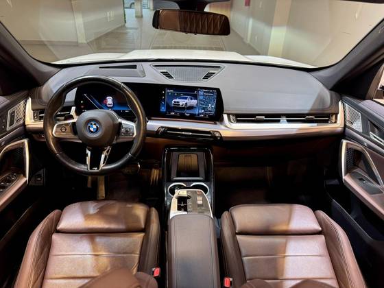 BMW iX1 ELÉTRICO XDRIVE30 M SPORT BMW iX1 ELÉTRICO XDRIVE30 M SPORT